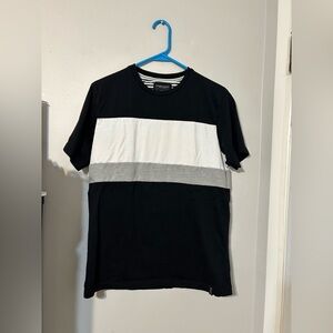 Forever 21 Men's Black, White, and Gray Colorblock Tee